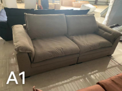 Стильный диван 2,4м